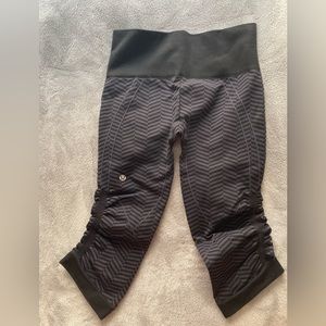 Lululemon cropped leggings.